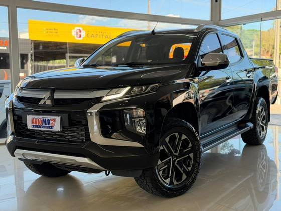MITSUBISHI L200 TRITON 2.4 16V TURBO DIESEL SPORT HPE-S CD 4P 4X4 AUTOMÁTICO
